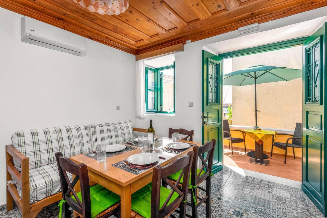 Chalki Town Matinas House 아파트 외부 사진